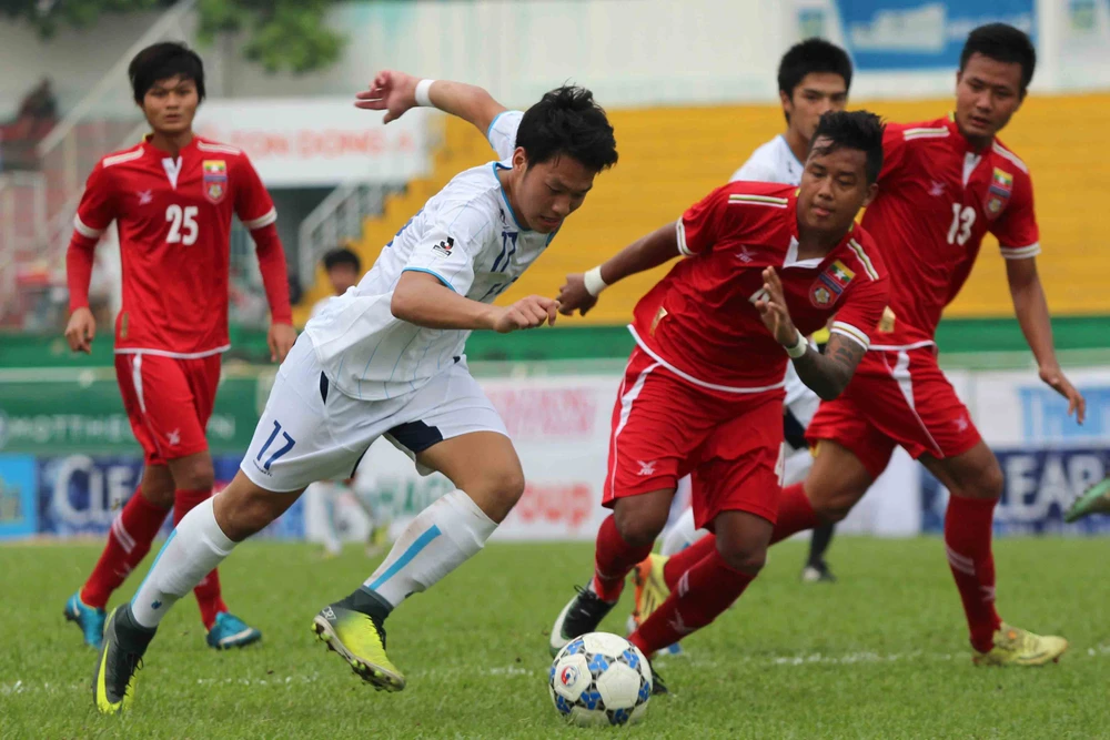 U-21 Yokohama gửi thông điệp 'cứng rắn' đến giải ảnh 1