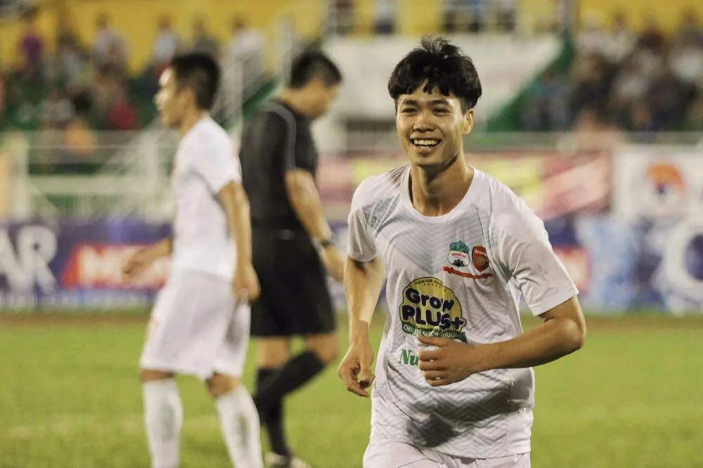 Văn Toàn, Công Phượng đưa U-21 HA Gia Lai vào bán kết ảnh 3