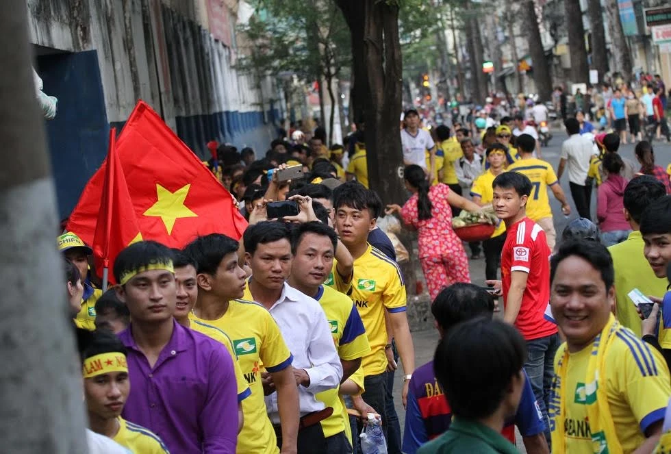 SL Nghệ An vẫn thua dù fan áp đảo sân Thống Nhất ảnh 4 SL Nghệ An vẫn thua dù fan áp đảo sân Thống Nhất ảnh 4