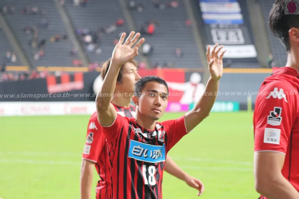 Chơi như Maradona, Chanathip ẵm giải cầu thủ xuất sắc ảnh 2