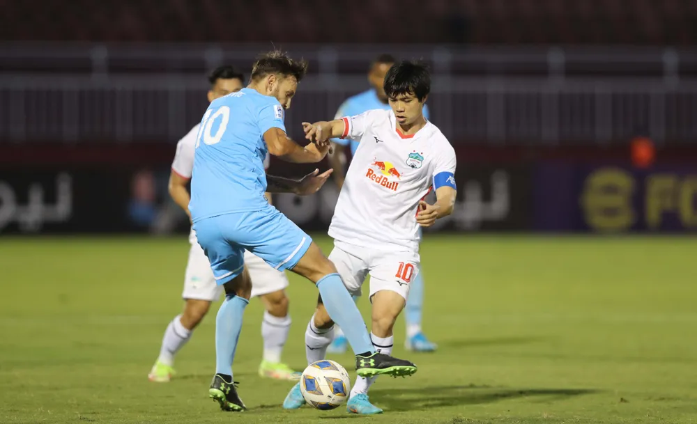 Có điểm với Sydney, liệu HA Gia Lai có điểm trước Jeonbuk Hyundai Motors tối 22-4? Ảnh: A.PHƯƠNG