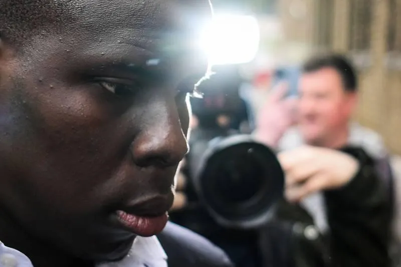 Kurt Zouma mất rất nhiều từ hành động vô nhân tính của mình, đánh mèo là xui rồi. Ảnh: Getty