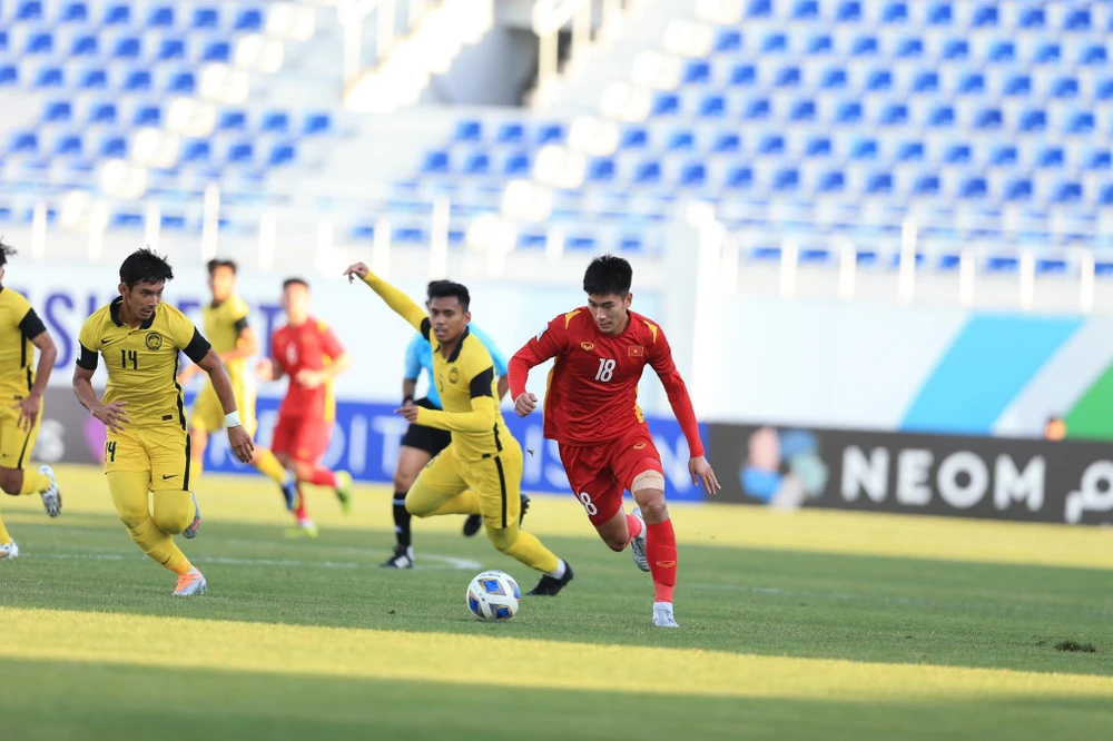 ...Nhưng U-23 VN thì có những cá nhân bất ngờ...tỏa sáng. Ảnh: NH THỎA.