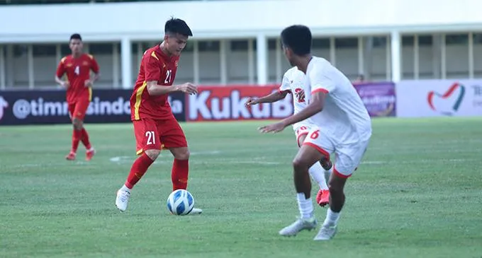 Hôm nay U-19 VN có trận đấu nhàn và ghi bốn bàn. Ảnh: H.P