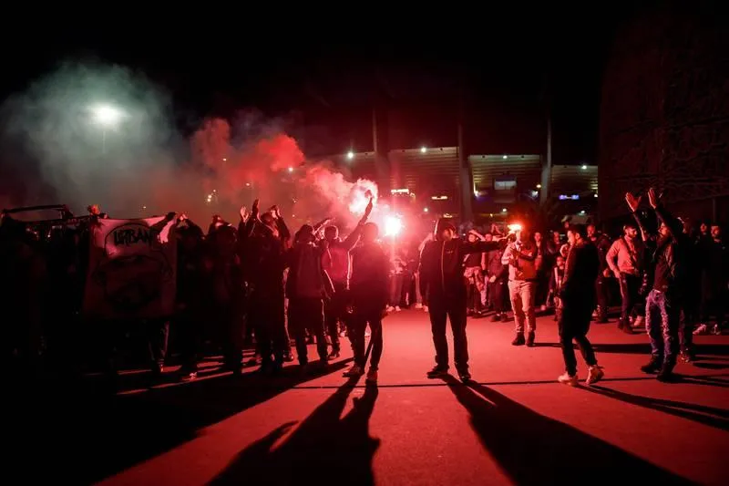 Fan PSG quen ăn mừng danh hiệu nội địa nhưng rất &quot;khát&quot; danh hiệu Champions League. Ảnh: Getty