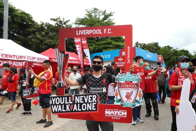 Ten Hag khởi đầu suôn ở Bangkok ảnh 8