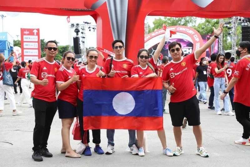 Ten Hag khởi đầu suôn ở Bangkok ảnh 7