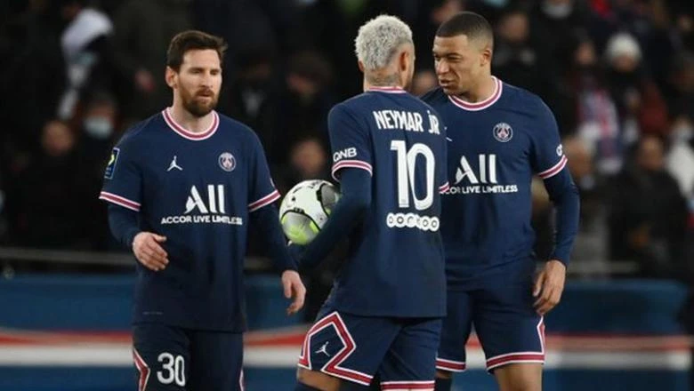 Những Neymar, Mbappe, Messi cùng PSG đang du đấu tại Nhật. Ảnh: Getty