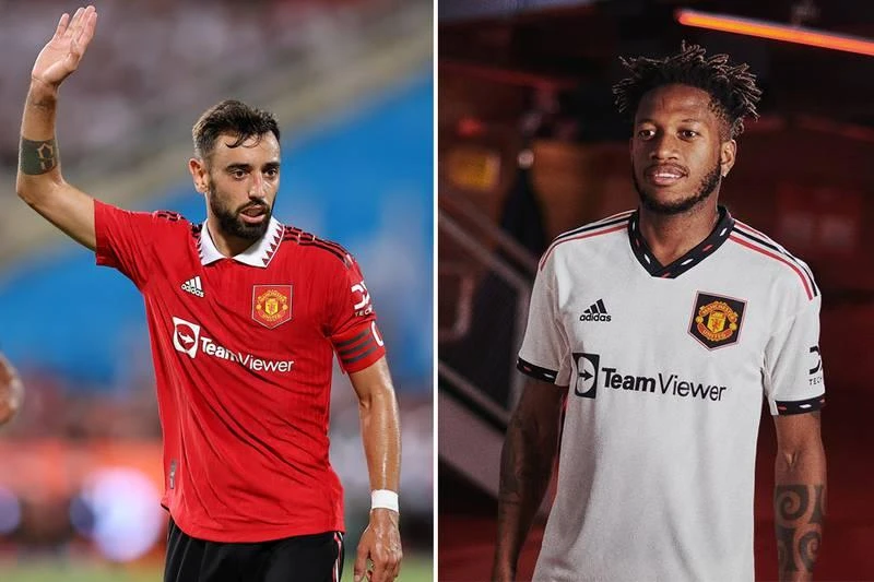 Màu áo sân khách của "Quỷ đỏ" hơi yếu và nhạt nhòa. Fulham lại chìm và nhu quá. Aston Villa thì vẫn theo truyền thống màu áo đổi màu quần khi đi khách. Khi đi đá sân khách, CLB của cảng biển lừng danh Southampton muốn cho mọi người biết...quê mình có biển, có sóng. Everton có bộ áo đấu sân khách....cũng khá nhu. Tottenham giữ giá trị truyền thống sân nhà, sân khách chuyển tone màu xanh trời. Hai tone màu khá đối chọi của Nottingham Forest khi đá sân nhà và sân khách.