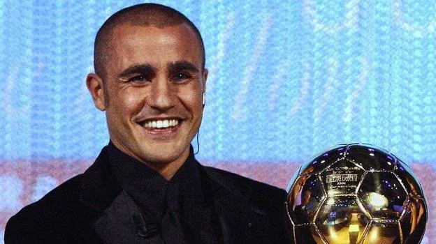 Năm 2006, Ý quá xuất sắc, huyền thoại, đội trưởng Cannavaro đưa Ý vô địch World Cup cùng năm và trung vệ này đoạt QBV. Năm 2007 QBV thuộc về Kaka, quả bóng bạc và quả bóng đồng thuộc về Ronaldo và Messi.