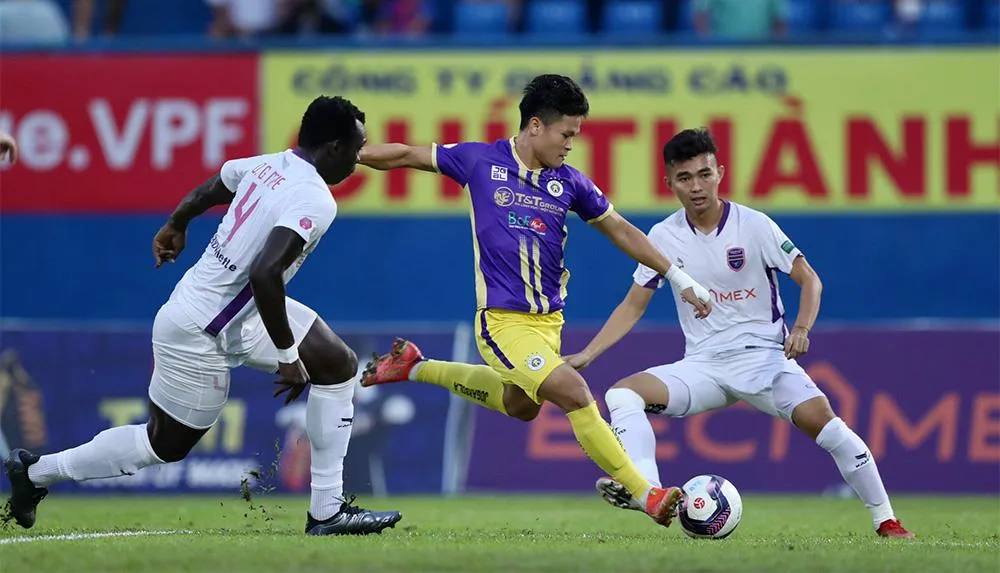 Trên sân Bình Dương, Hà Nội đánh bại chủ nhà 3-0. Ảnh: VPF. Trên sân Bình Dương, Hà Nội đánh bại chủ nhà 3-0. Ảnh: VPF.