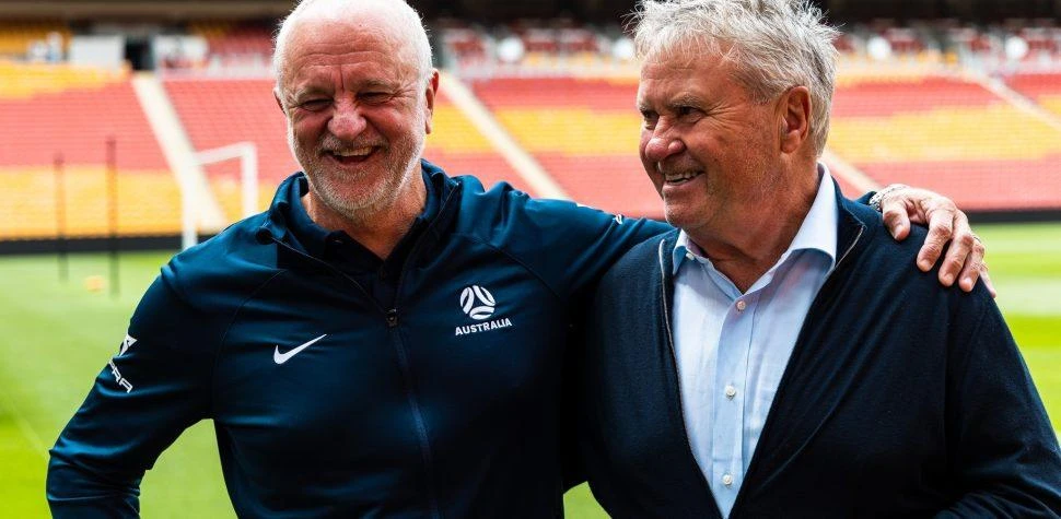 Tuyển Úc mời Guus Hiddink làm "thầy dùi" cho HLV Graham Arnold tại vòng chung kết World Cup 2022. Ảnh: Getty