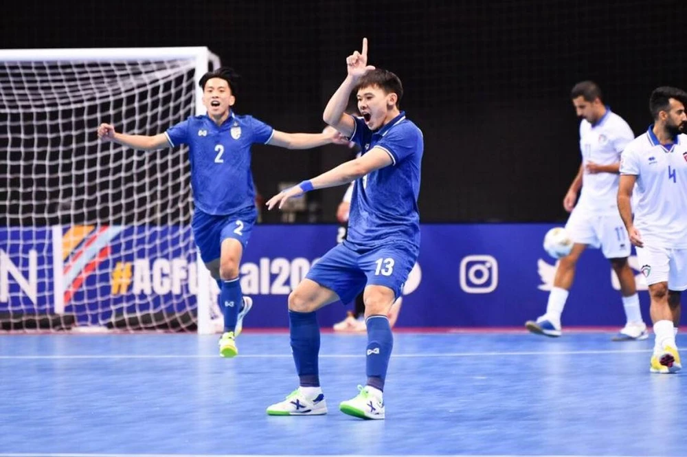 Điểm qua tình hình các bảng, Việt Nam có duy trì ngôi đầu? ảnh 1