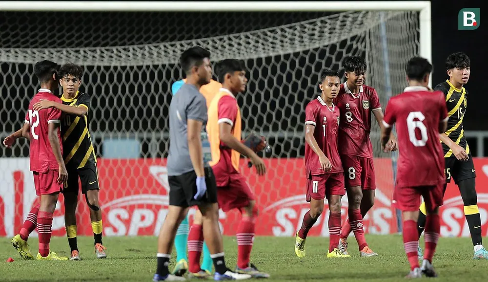 Song cuộc chạm trán giữa U-17 Indonesia và Malaysia diễn ra suôn sẻ. Thua U-17 Malaysia 1-5, Indonesia đứng nhì bảng B có nguy cơ không tranh nổi vé vớt dự VCK U-17 châu Á.