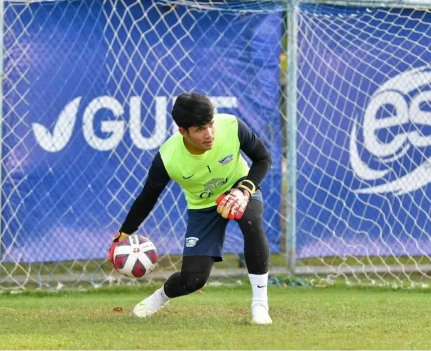 Ngôi sao Worawut bắt đầu sinh tật. Ảnh: B.P