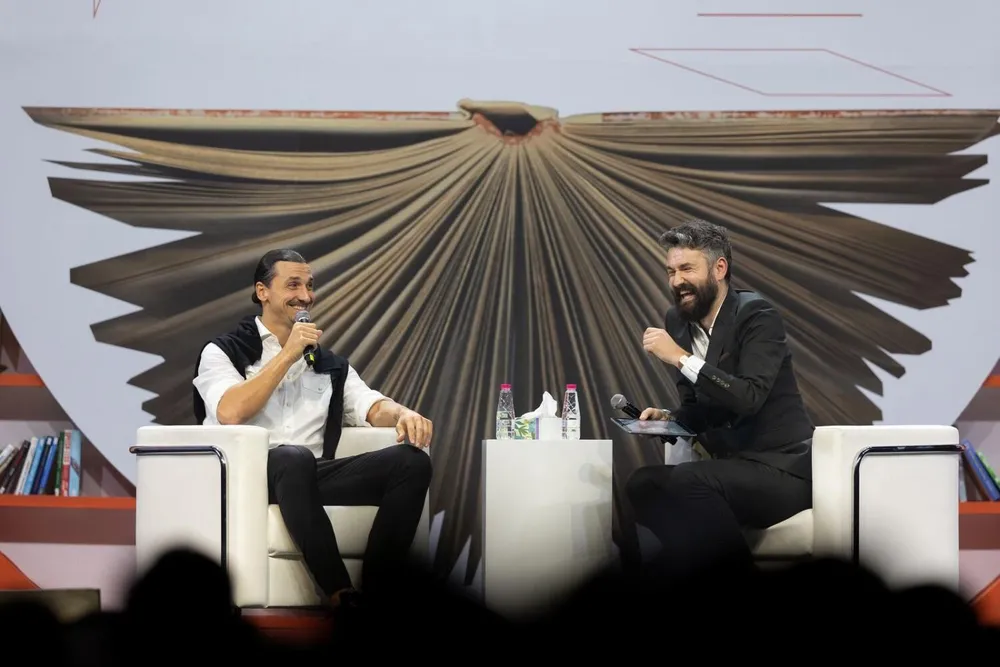 Huyền thoại Ibrahimovic đến Qatar làm gì? ảnh 1 Zlatan Ibrahimovic