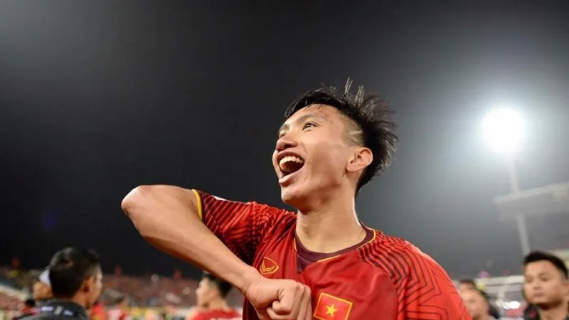 So độ 'quái' của Văn Hậu và Theerathon ảnh 1 So độ 'quái' của Văn Hậu và Theerathon ảnh 1