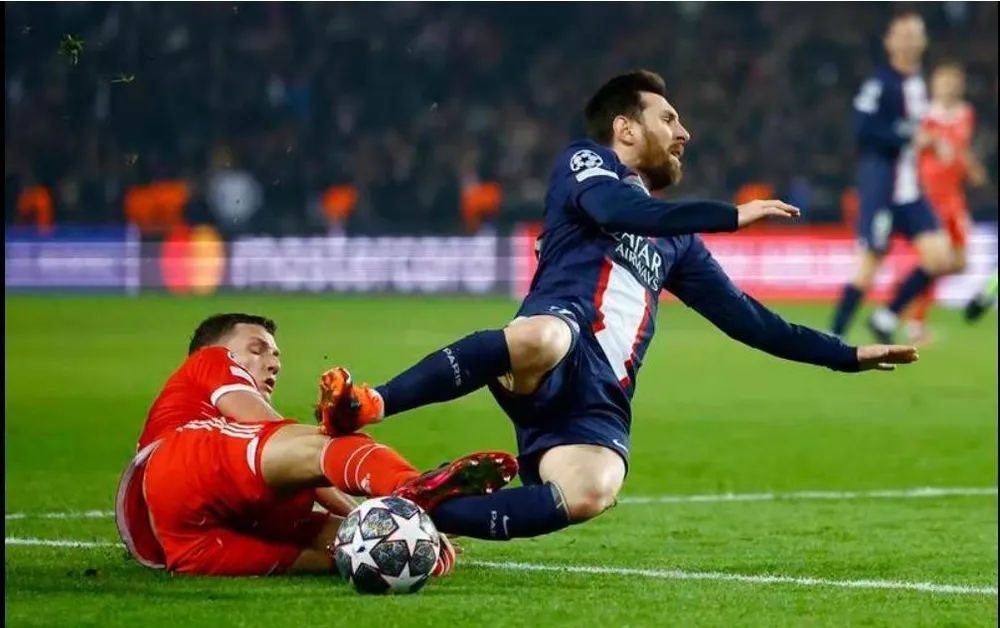 Thật khó để Messi và đồng đội lật ngược tình thế ở lượt về tại Allianz.