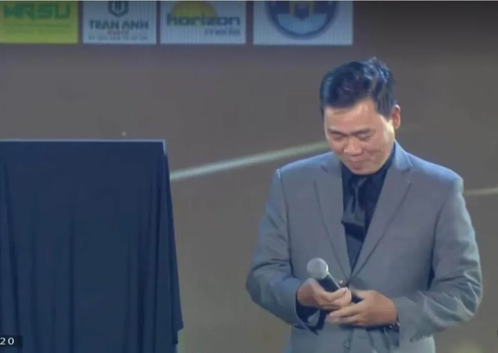 Văn Quyết và Huỳnh Như giành Quả bóng vàng ảnh 1 Văn Quyết và Huỳnh Như giành Quả bóng vàng ảnh 1