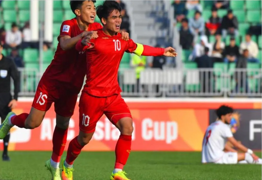 Khuất Văn Khang có bàn san bằng 1-1 ở phút 56. Ảnh: AFC Khuất Văn Khang có bàn san bằng 1-1 ở phút 56. Ảnh: AFC