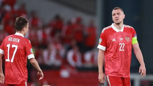 Tuyển Nga tập trung có Golovin (Monaco) nhưng vắng Dzuyba. Ảnh: S.E Tuyển Nga tập trung có Golovin (Monaco) nhưng vắng Dzuyba. Ảnh: S.E