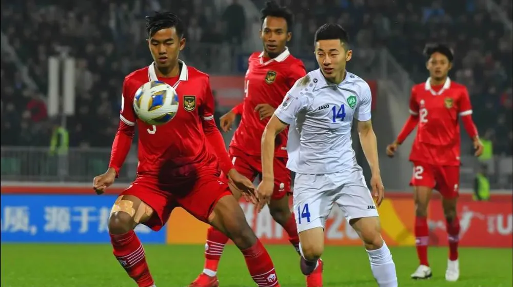 Indonesia (đỏ) cũng nói lời chia tay giải sau ba trận vòng bảng. Ảnh: AFC