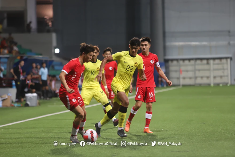 U-23 Malaysia đánh bại U-23 Hong Kong 2-1 ở trận chung kết. Ảnh: FAM