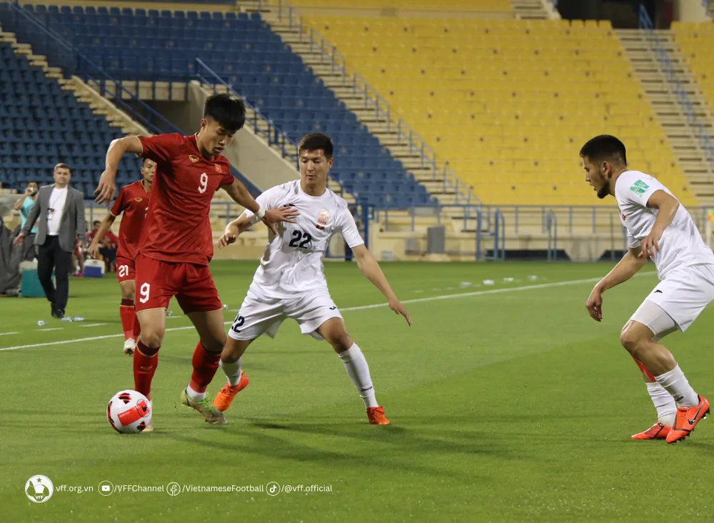 U-23 VN thua loạt luân lưu trước U-23 Kyrgyzstan ở trận cuối cùng Doha Cup. Ảnh: VFF