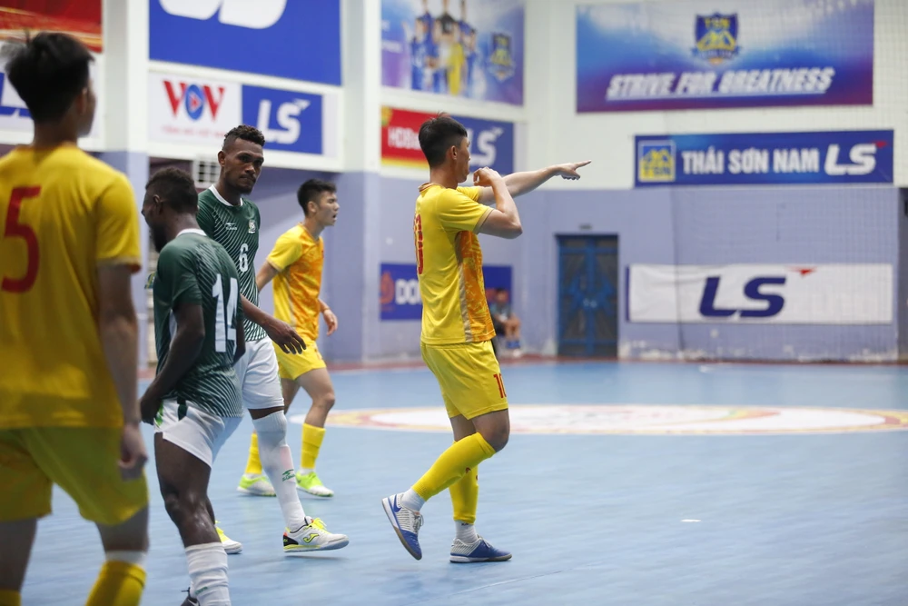 Tuyển Việt Nam tiếp tục có chiến thắng "5 sao" trước Quần đảo Solomon ở trận giao hữu lượt về. Ảnh: CTP