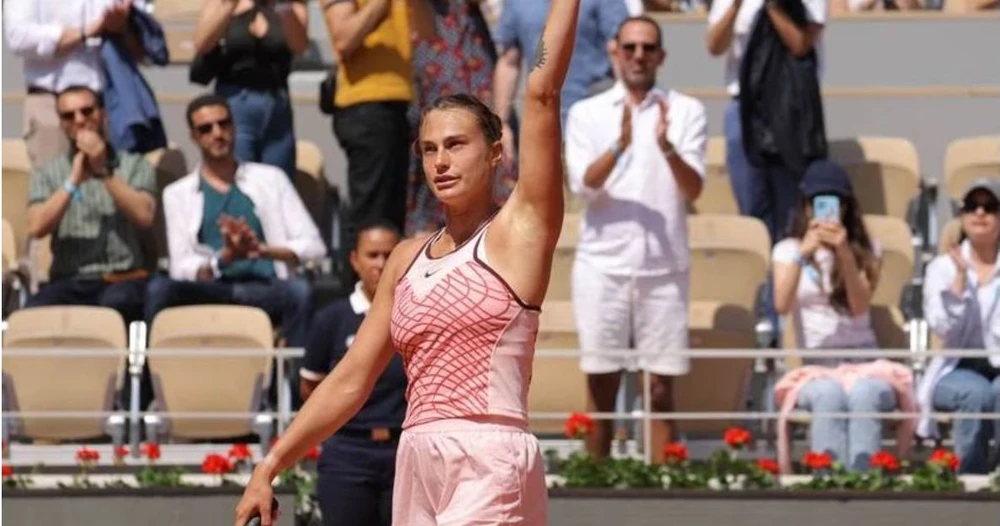 Sabalenko cảm thấy cực kỳ áp lực khi bị báo chí liên tục "quay" về chủ đề chiến tranh. Ảnh: AFP