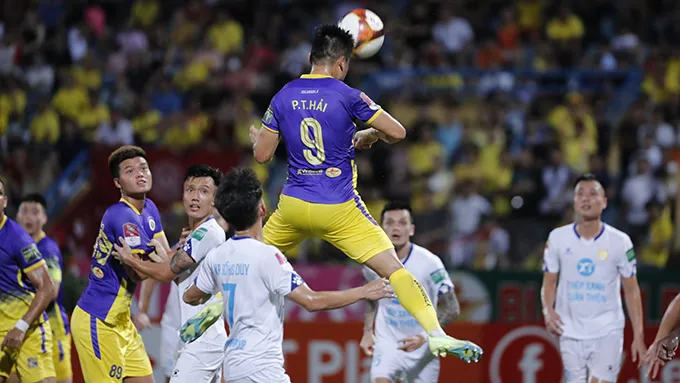 Tuấn Hải ghi bàn duy nhất trận đấu giúp Hà Nội có chiến thắng 1-0 trước TX. Nam Định: Ảnh: Đ.C Tuấn Hải ghi bàn duy nhất trận đấu giúp Hà Nội có chiến thắng 1-0 trước TX. Nam Định: Ảnh: Đ.C