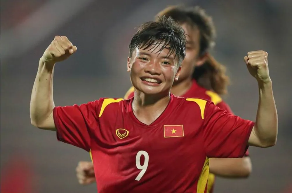 Trong hai trận thắng của VN trước Iran và Lebanon, Ngọc Minh Chuyên thể hiện rất tốt. Ảnh: AFC