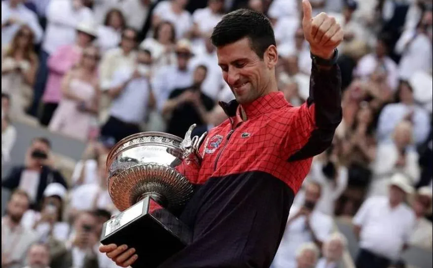 Giới chuyên môn cho rằng, Djokovic sẽ có Grand Slam thứ 24, 25, 26... Ảnh: AFP 23 Grand Slam của Djokovic gồm 3 Pháp mở rộng, 3 Mỹ mở rộng, 7 Wimbledon và 10 Úc mở rộng. Ảnh: AFP