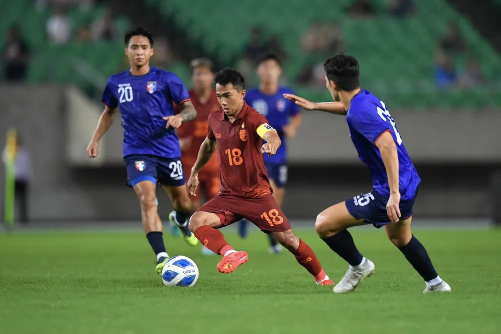 Tuổi 29, Chanathip đã không thể chơi bóng ở J-League 1 nữa. Ảnh: B.P Tuổi 29, Chanathip đã không thể chơi bóng ở J-League 1 nữa. Ảnh: B.P