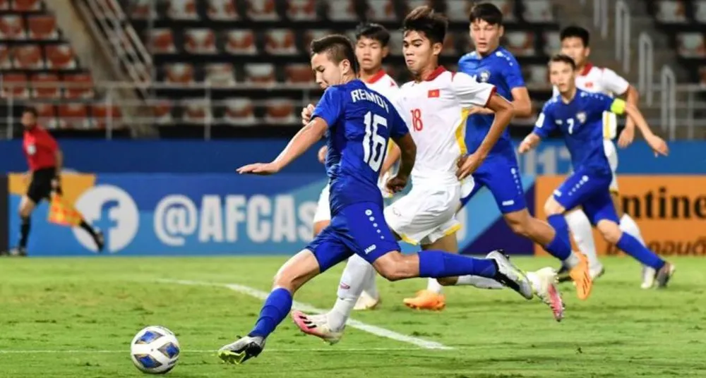 Dù Uzbekistan chỉ thắng VN 1-0, nhưng đội bóng Trung Á có đẳng cấp cao hơn. Ảnh: AFC
