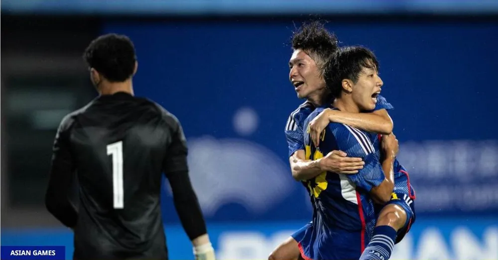Còn Nhật đánh bại Qatar 3-1 hầu như đã có mặt ở vòng 16 đội. Ảnh: CTP Nhat-1.jpg