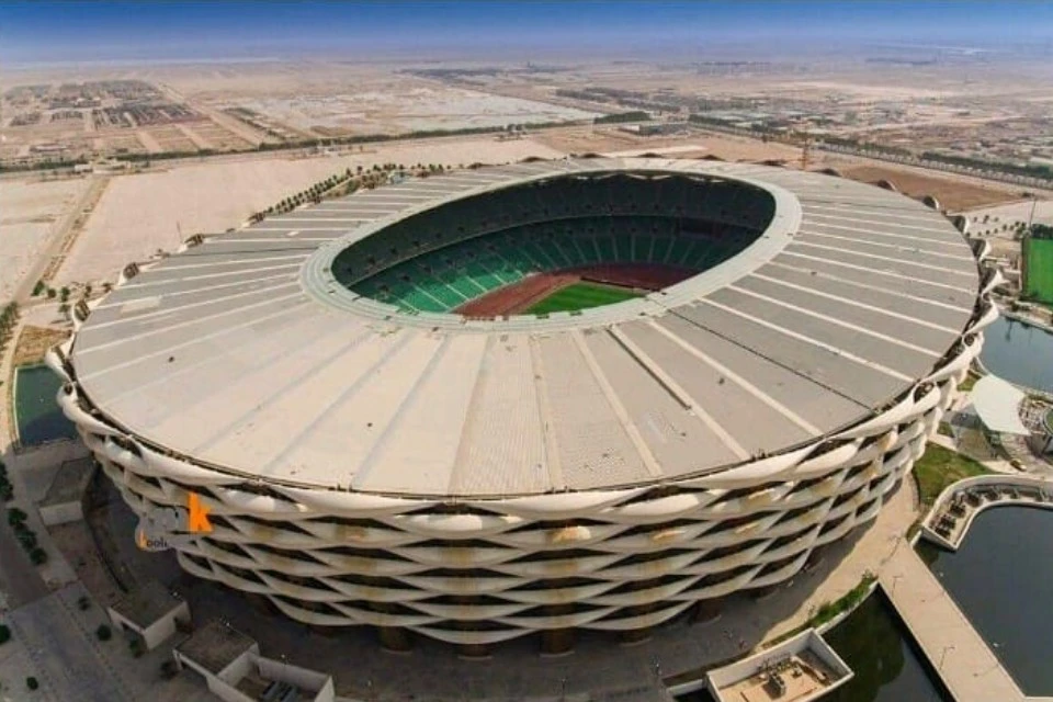 Basra stadium.jpg