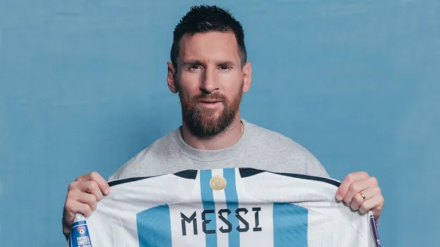 Ao-Messi-5.jpg
