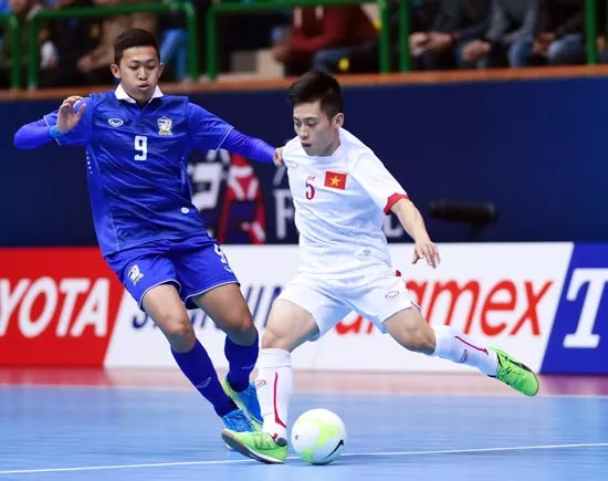 Suphawut (9, Thái Lan) rất quen mặt với Futsal Việt Nam. Ảnh: AFF Suphawut.jpg