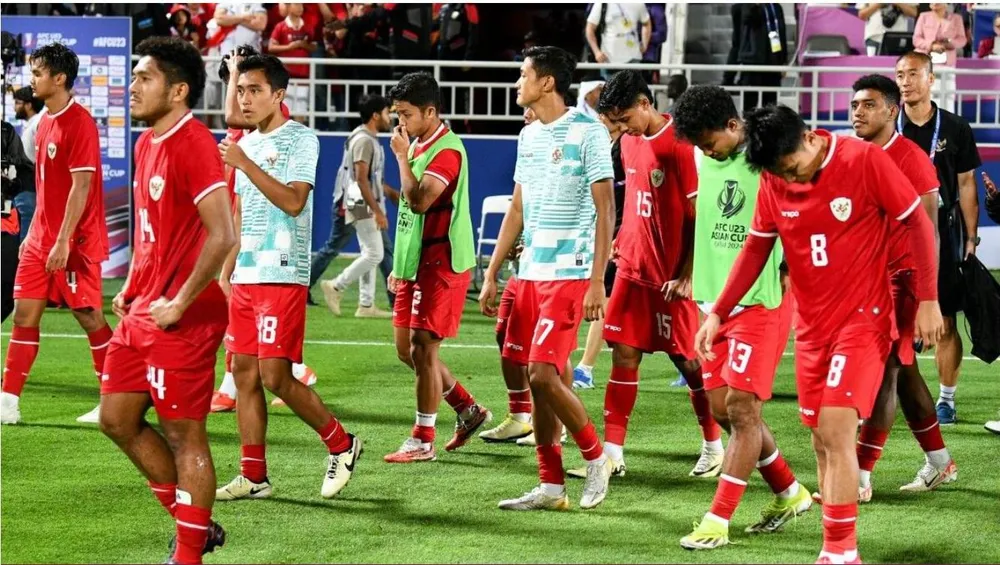Vấn đề đơn giản nhất là Indonesia đánh bại Philippines là...xong chuyện. Ảnh: AFC Indonesia-Shin.jpg