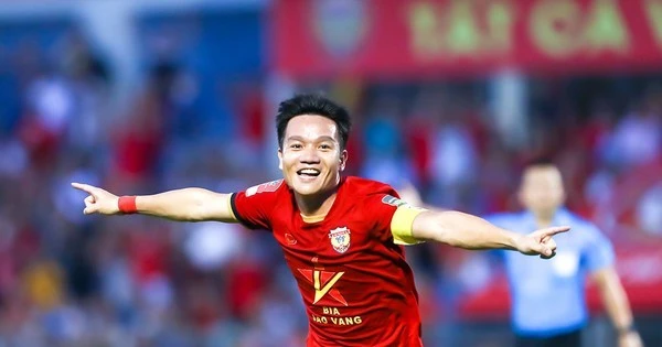 Đội trưởng Đinh Thanh Trung trong mau áo HL. Hà Tĩnh. Ảnh: CTP Thanh-Trung.jpg