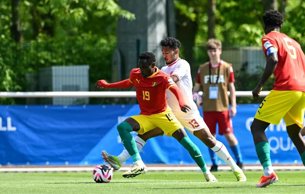 Tuy chỉ thua 0-1, nhưng có vẻ Indonesia hầu như không có cửa trước Guinea. Ảnh: Getty Play-off-1.jpg