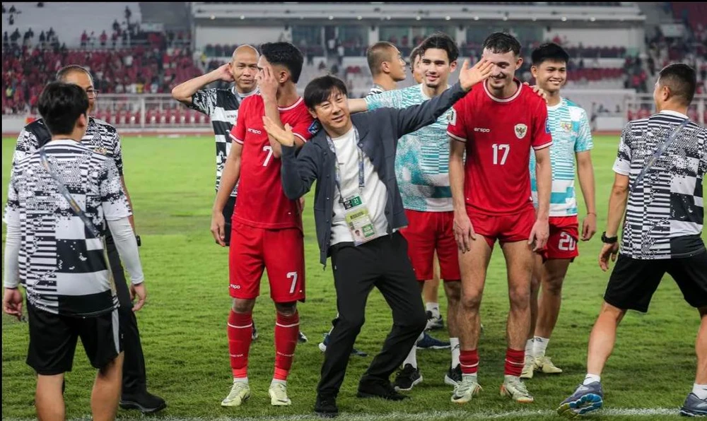 Bản hợp đồng sắp tới, HLV Shin Tae-yong sẽ nâng cấp hai đội tuyển quốc và U-23. Ảnh: Bola Kim Sang-sik