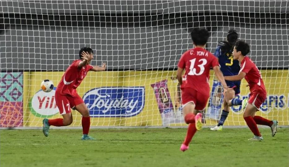 Jon Il-chong (7, Triều Tiên) ghi bàn duy nhất trận. Ảnh: AFC TT-vo-dich.jpg