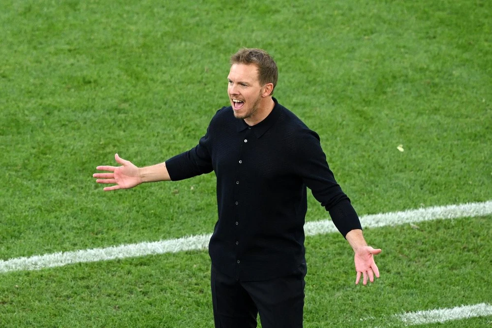 HLV Nagelsmann đòi penalty nhưng không được. Ảnh: Getty Vi-sao-Duc-khong-1.jpg