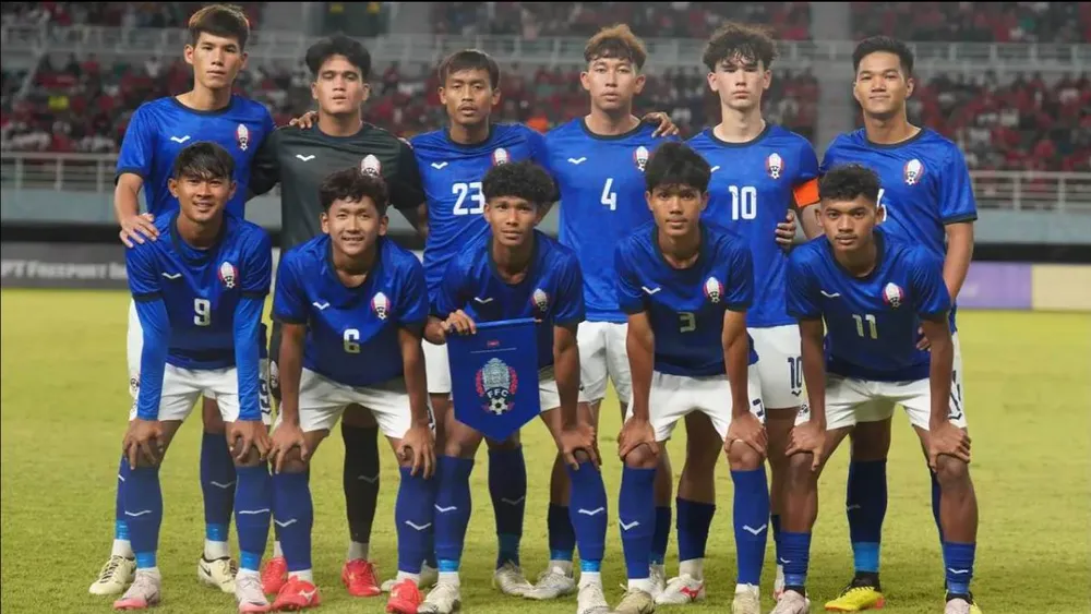 Philippines vẫn còn cơ hội tranh vé vớt nếu trận cuối thắng đậm Campuchia. Ảnh: Bola Chu-Nha-Indo-1.jpg