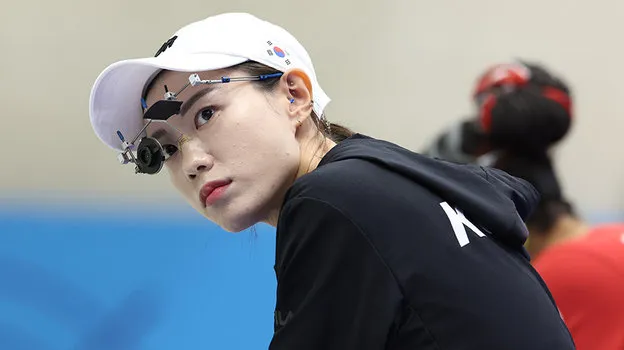 Kim Ye-ji được ví là VĐV có gương mặt lạnh nhất Olympic Paris. Ảnh: S.E Co-phan-cam-3.jpg