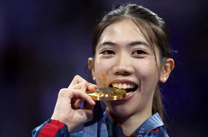 Võ sĩ Panipak Wangpattanakit bảo vệ thành công ngôi vô địch Taekwondo hạng 49kg nữ cho Thái Lan. Ảnh:B.P Vo-si-Panipak-Wongpattanakit.jpg