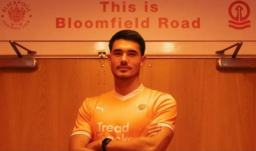 Elkan Baggott thể hiện trong vai trò trung vệ ở tuyển Indonesia chưa tốt, nhưng HLV Shin Tae-yong luôn kiên trì. Ảnh:Bola Shin-Tae-yong-1.jpg