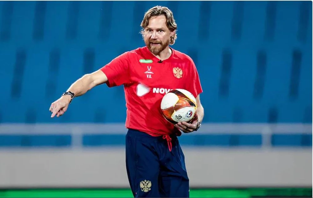 HLV Valery Karpin-3.jpg